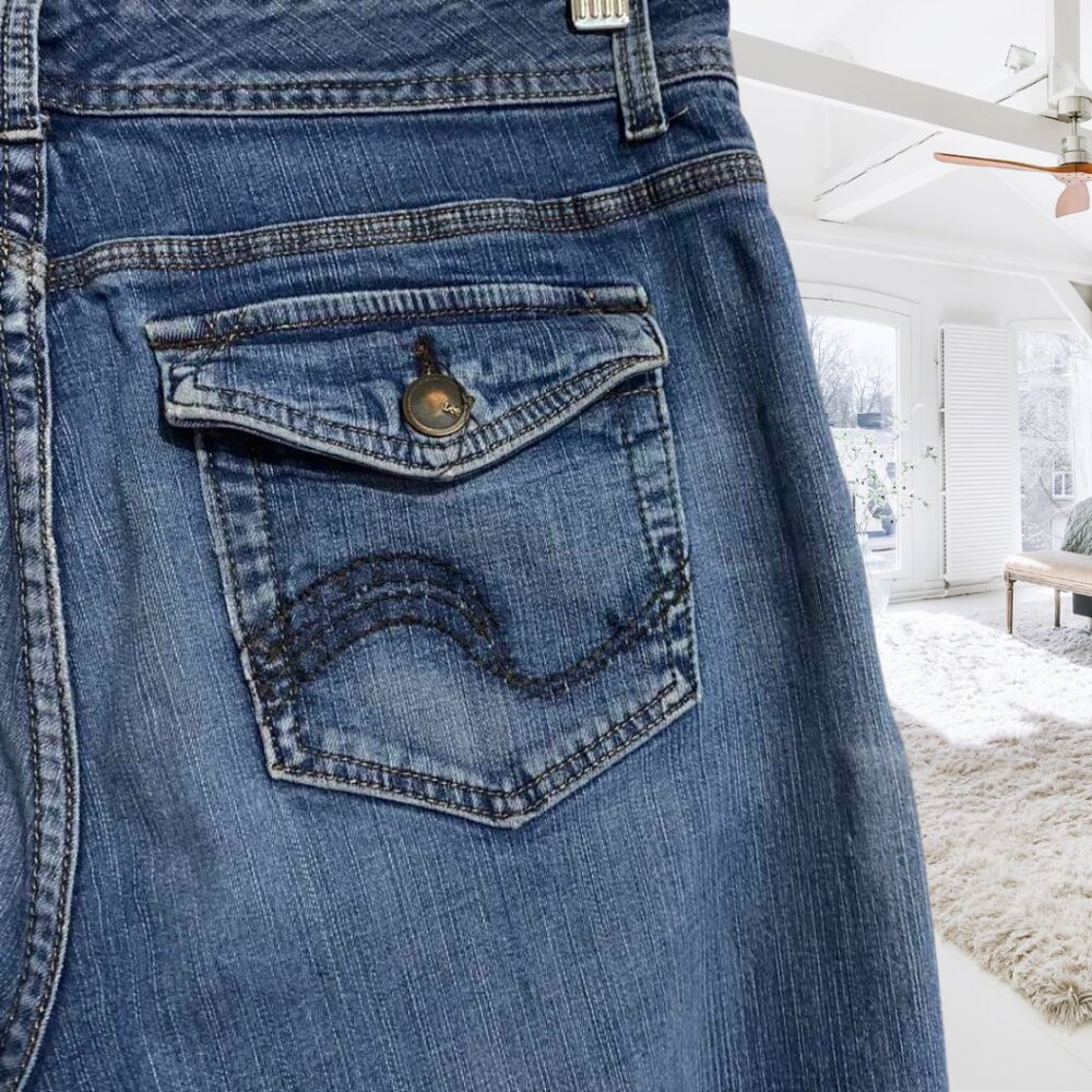 Lee Slender Secret Y2K Flap Pocket Jeans Classic Blue Denim Distressed Hem 28W - Picture 5 of 7